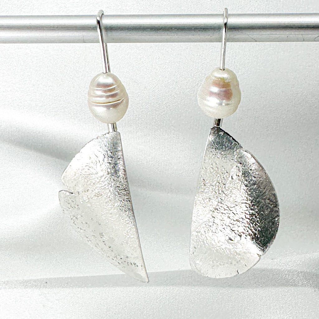 long dangly silver earrings with fresh water pearl