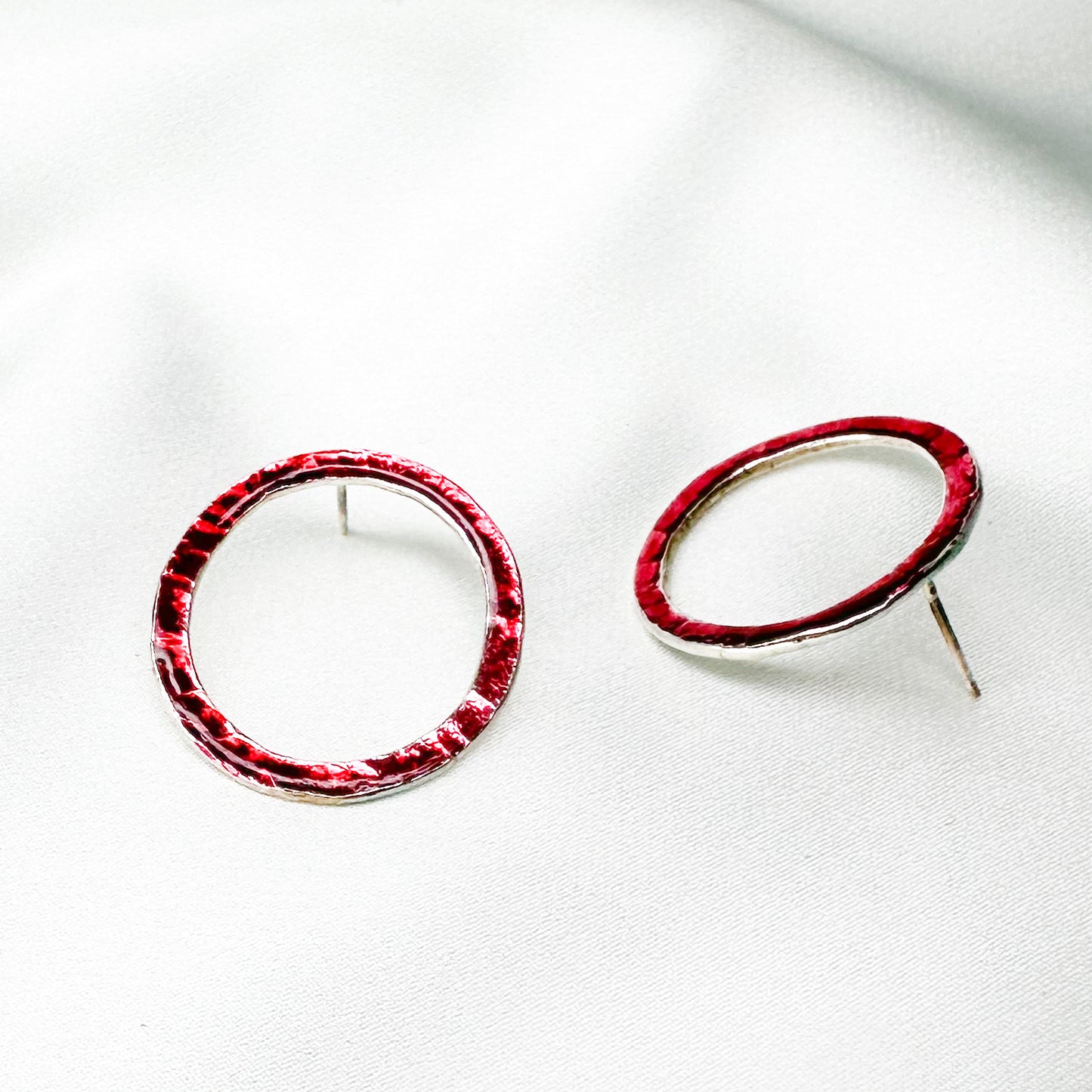 dark pink red circle stud earrings