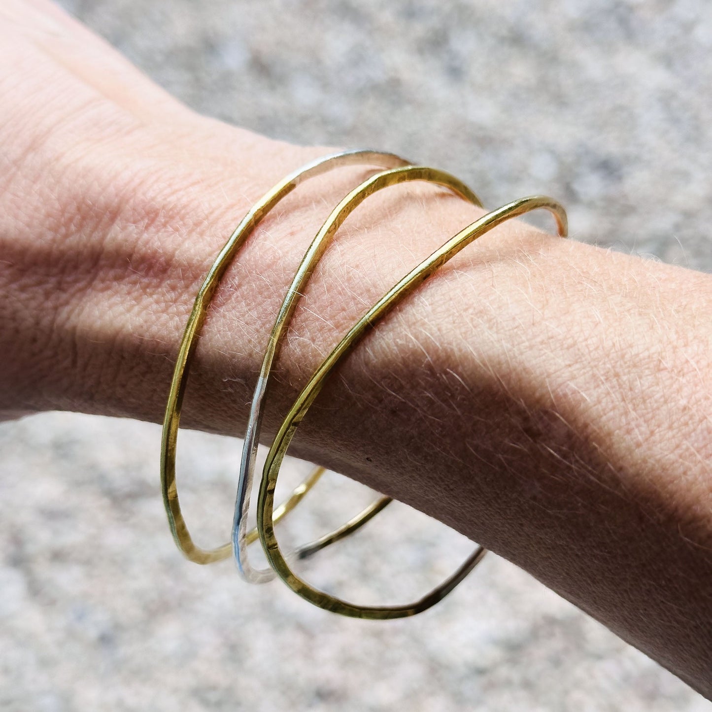 set of 3 stackable silver bracelets in 925 sterling silver and brass