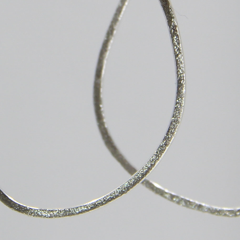 long minimalist dangly earrings in 925 sterling silver with organic shapes, ca. 65mm drop length