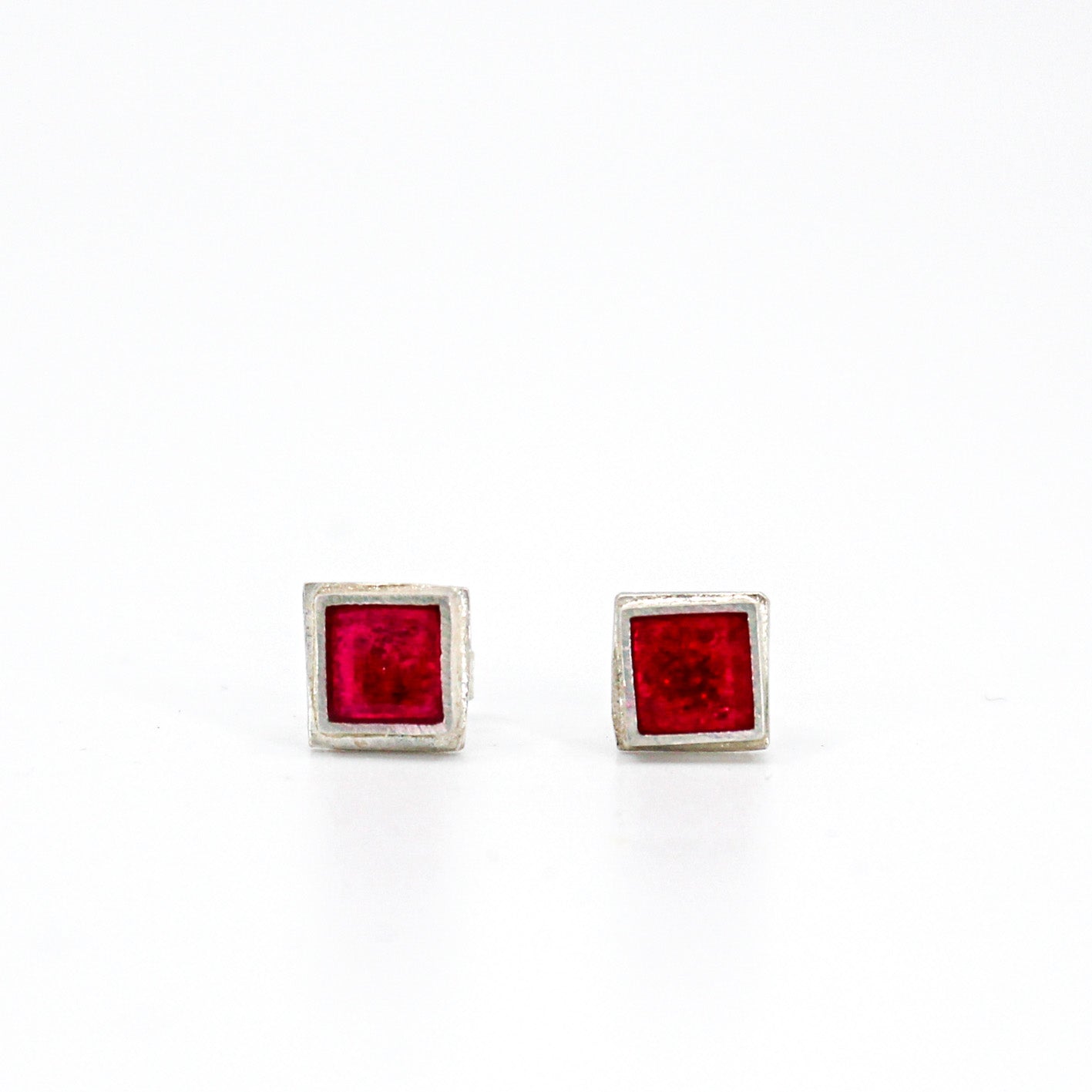 small red square silver studs • handmade in France
