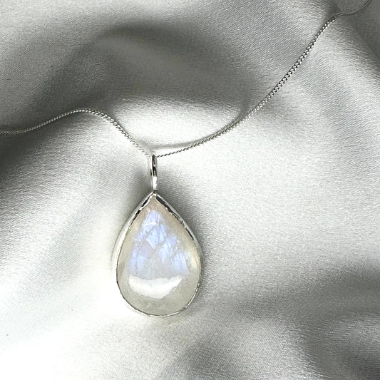 silver necklace with moonstone from Sabine Werner Jewellery