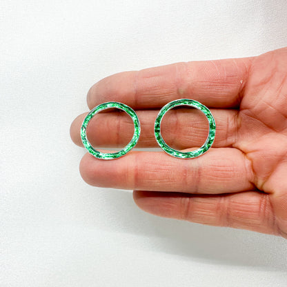 emerald green circle stud earrings