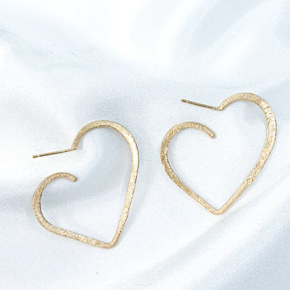 simple gold plated heart stud earrings 35mm