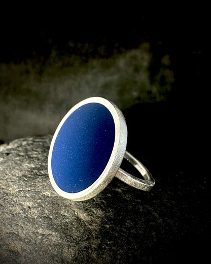 Dark blue resin statement ring in solid 925 sterling silver