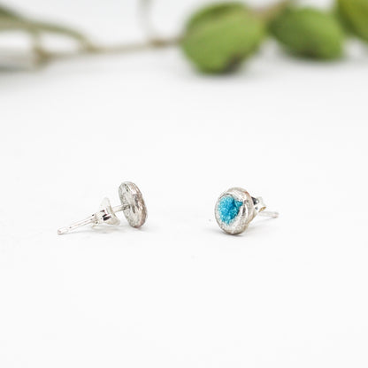 turquoise round small silver stud earrings • resin filled • handmade in France