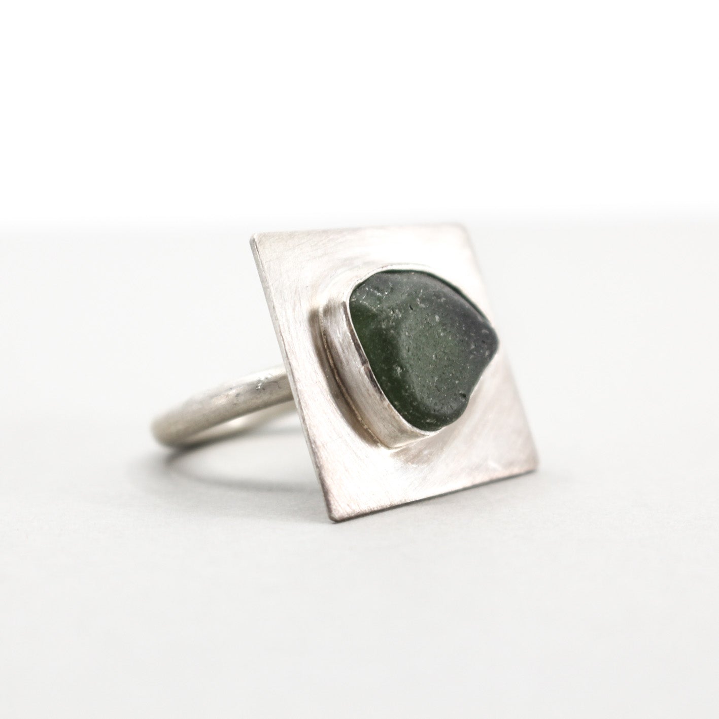 green statement ring in 925 sterling silver set with green sea glass from the French Riviera