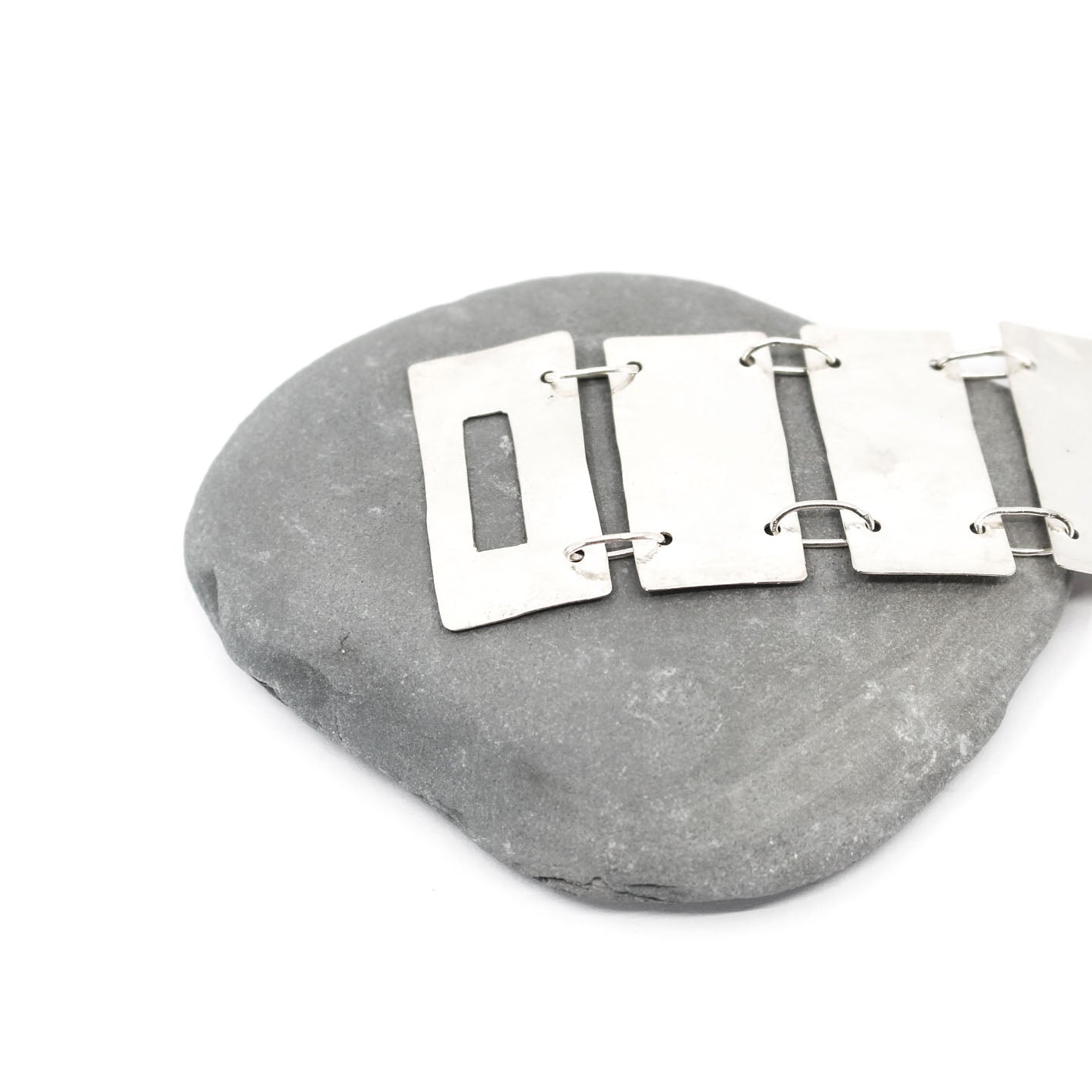 minimalist sterling silver bracelet • hammered rectangular elements • handmade in France