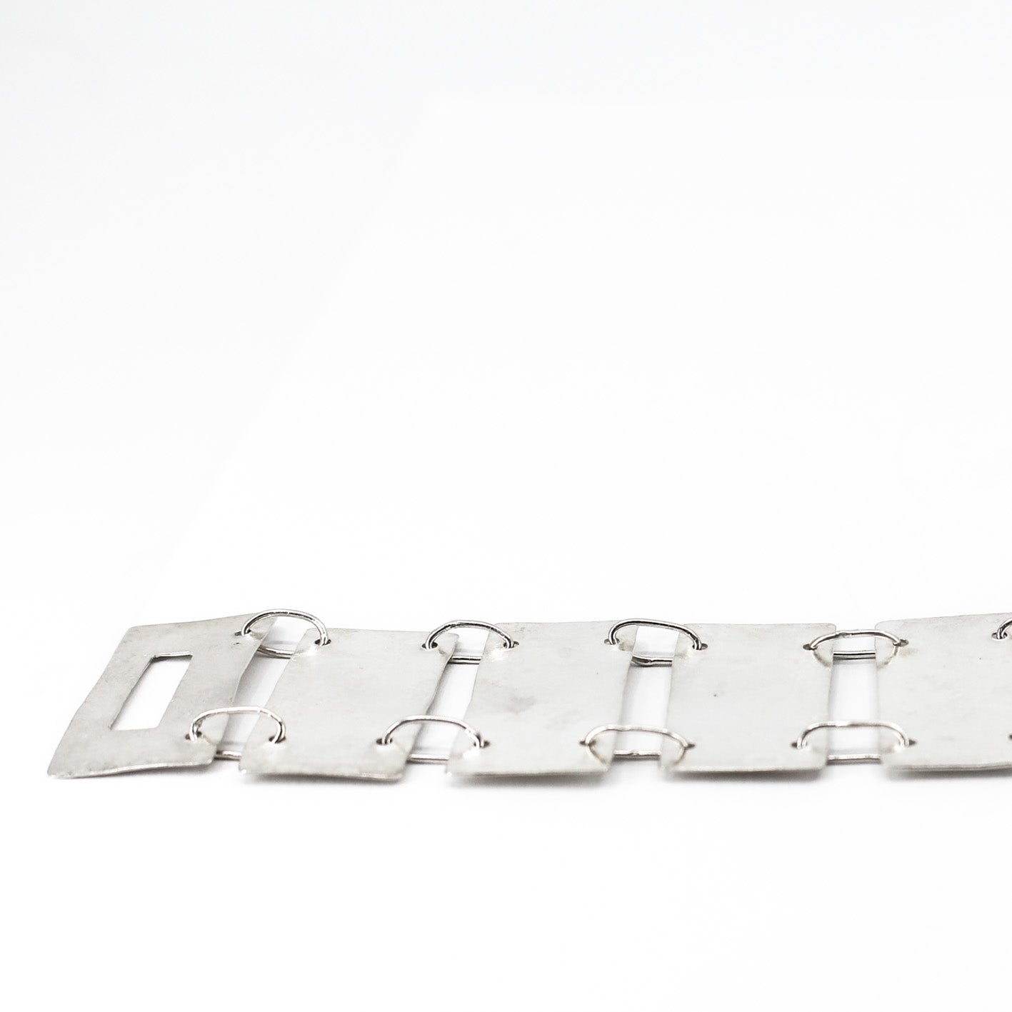 minimalist sterling silver bracelet • hammered rectangular elements • handmade in France