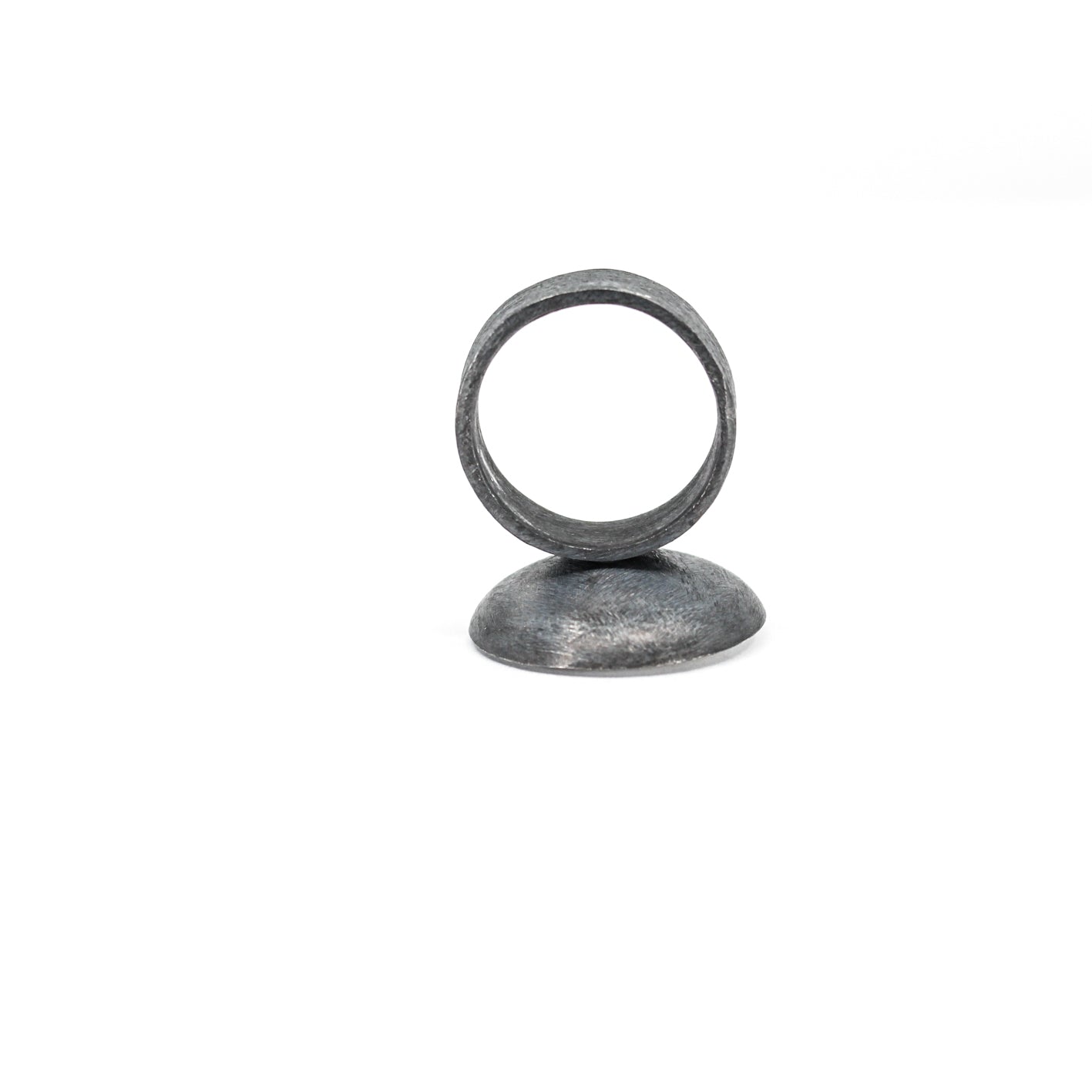 white statement ring with resin in oxidised 925 eco sterling silver