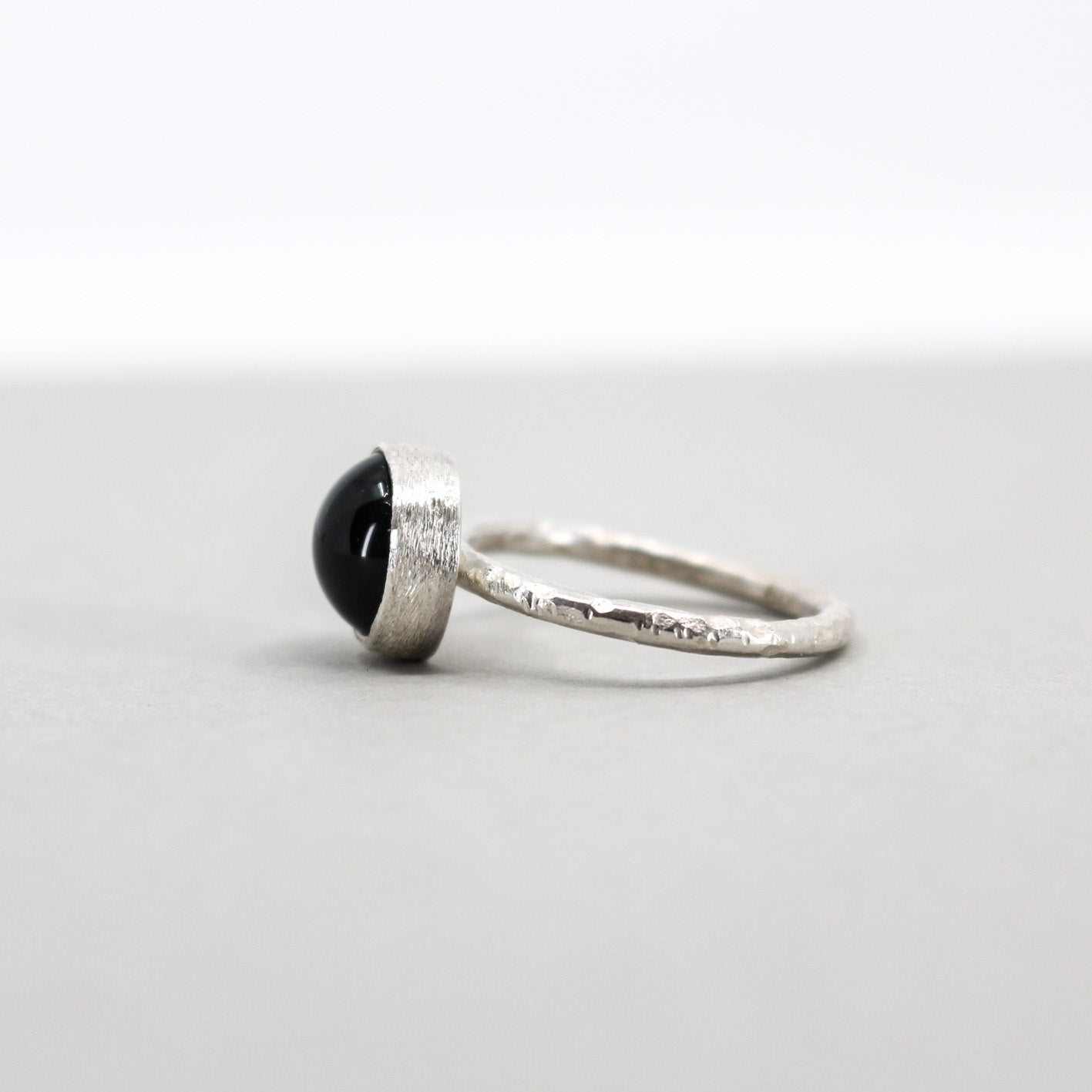 black onyx silver ring with textured round 925 eco sterling silver band • 10 mm onyx